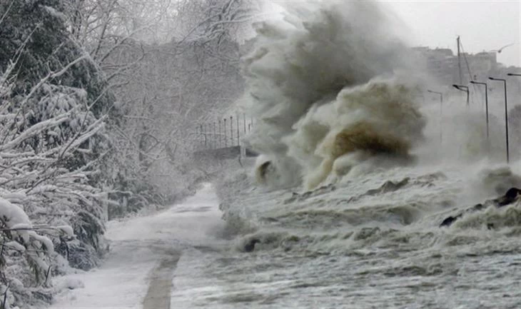 Ερχεται νέα κακοκαιρία από τη Δευτέρα με καταιγίδες και πυκνές χιονοπτώσεις